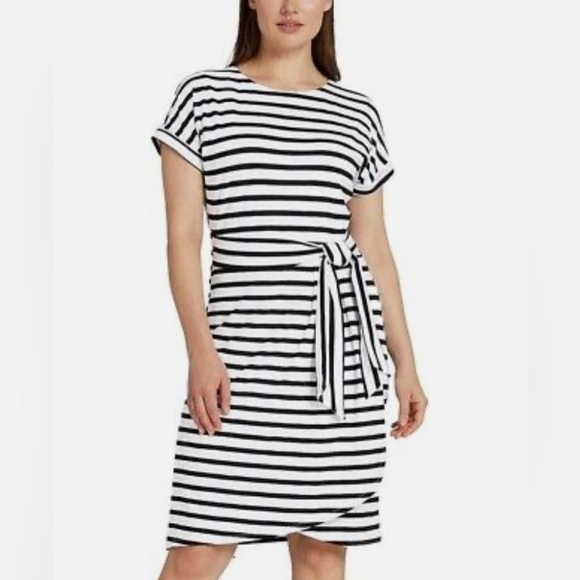 Chaps Women's Short Sleeves Crewneck Knit Black & White Striped Dress M Preppy - Picture 1 of 12